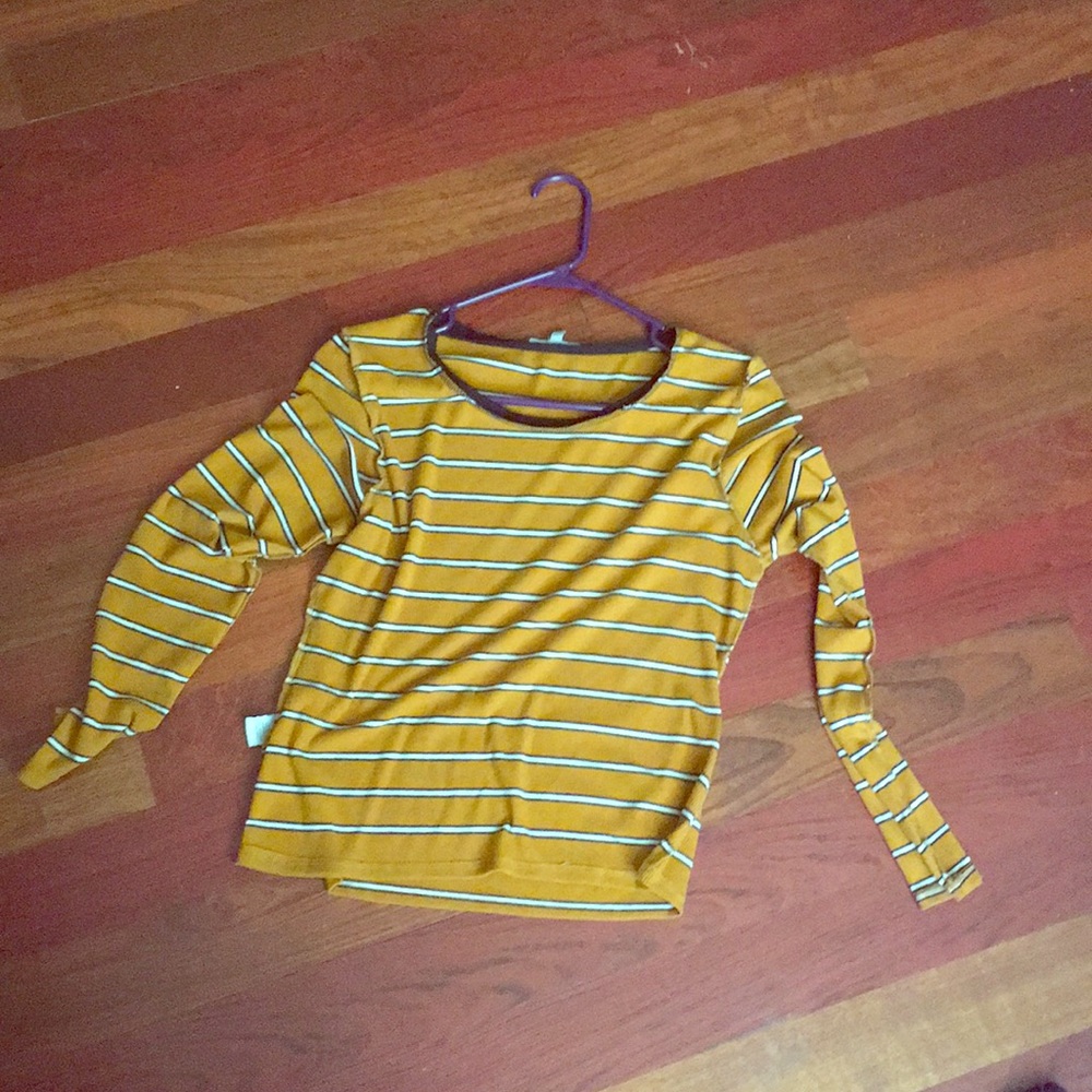 Tee shirt